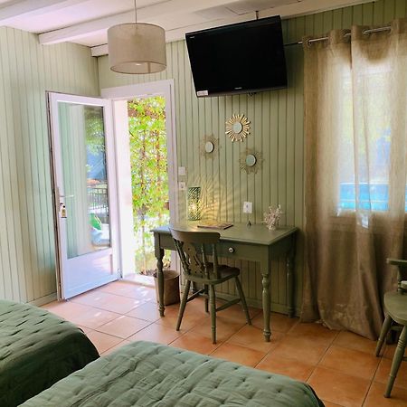 Logis Hotel Restaurant Hostellerie De La Tour Fontvieille Eksteriør bilde