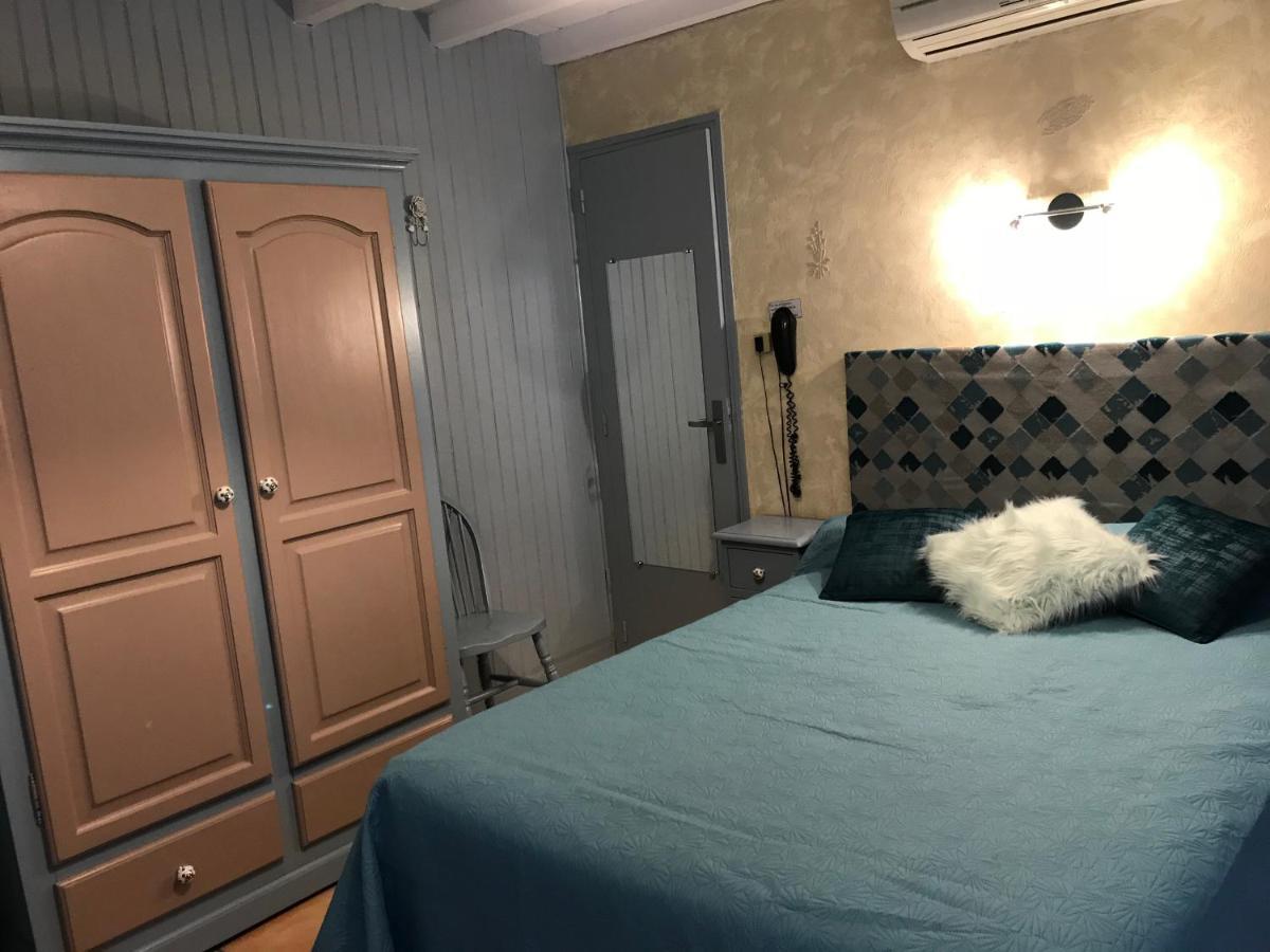 Logis Hotel Restaurant Hostellerie De La Tour Fontvieille Eksteriør bilde